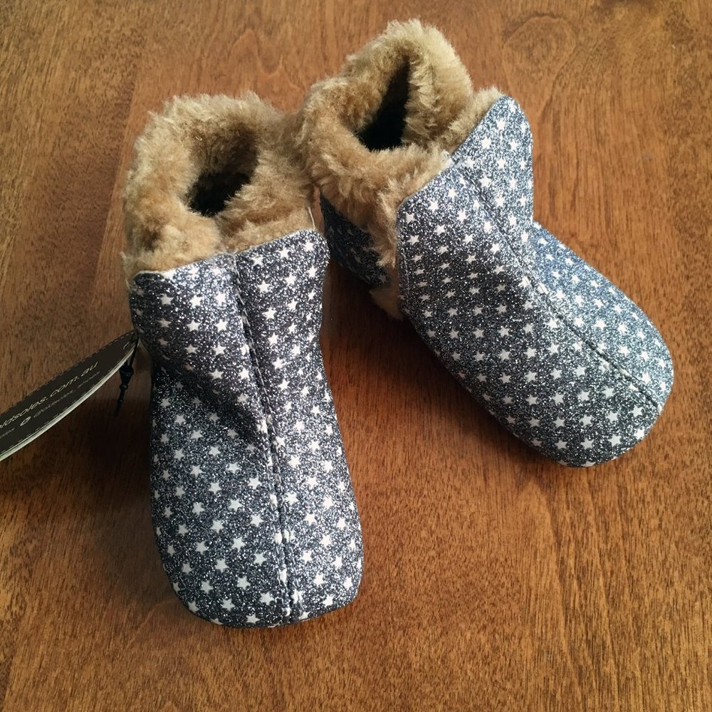 Old Soles "star glam" polar boot 6-9m NWT